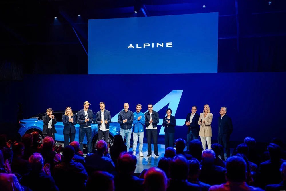 Alpine celebra 70 años de pasión por los deportivos 21 Motor16 Concentracion Alpine 70 aniversario 36 Motor16